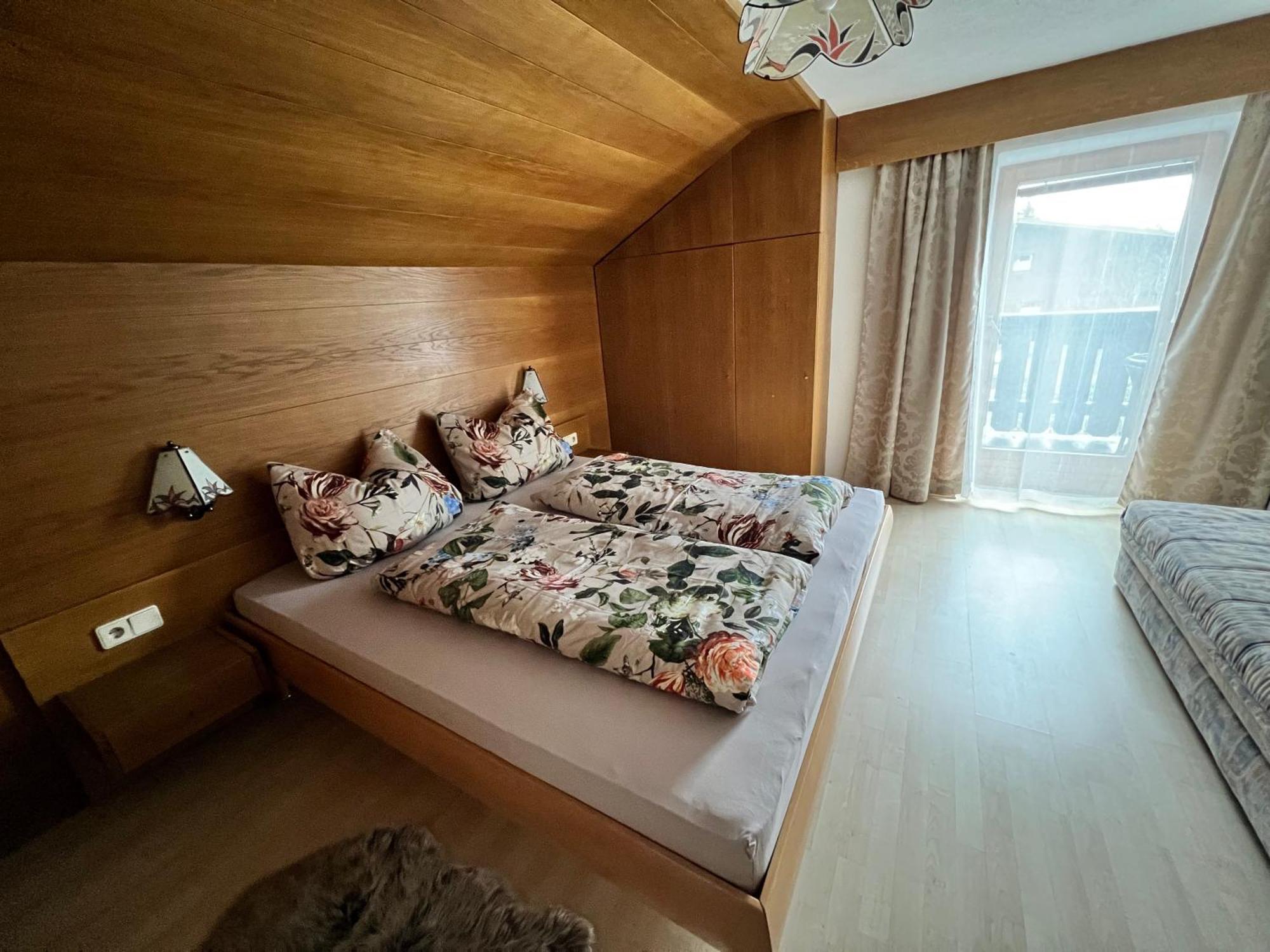 Haus Kneissl Apartment Seefeld in Tirol Exterior photo